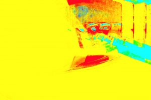 06.12.2019 Manufakturen-Blog-PopArt-Projekt: Bügeleisen, gelb - basierend auf einem Foto von Martin Specht in der Produktion der Lauterbacher Hemdenmanufaktur von Campe & Ohff (Grafik: Wigmar Bressel)