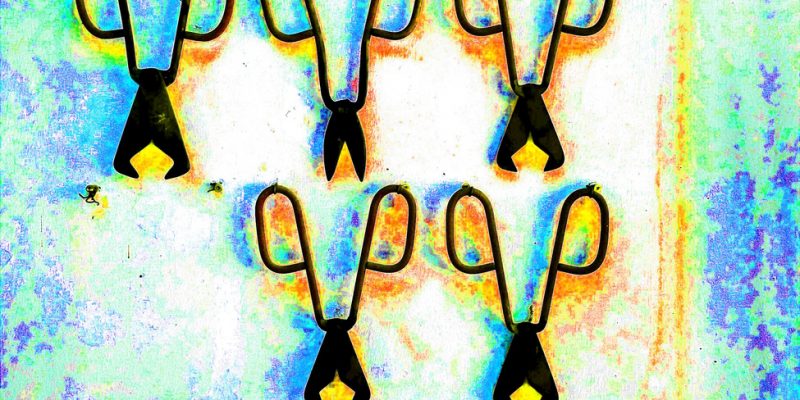 20.06.2022 Manufakturen-Blog-PopArt-Projekt: Scheren I, schwarz blaugrün - basierend auf einem Foto in der Glasmanufaktur Harzkristall (Foto: Wigmar Bressel)