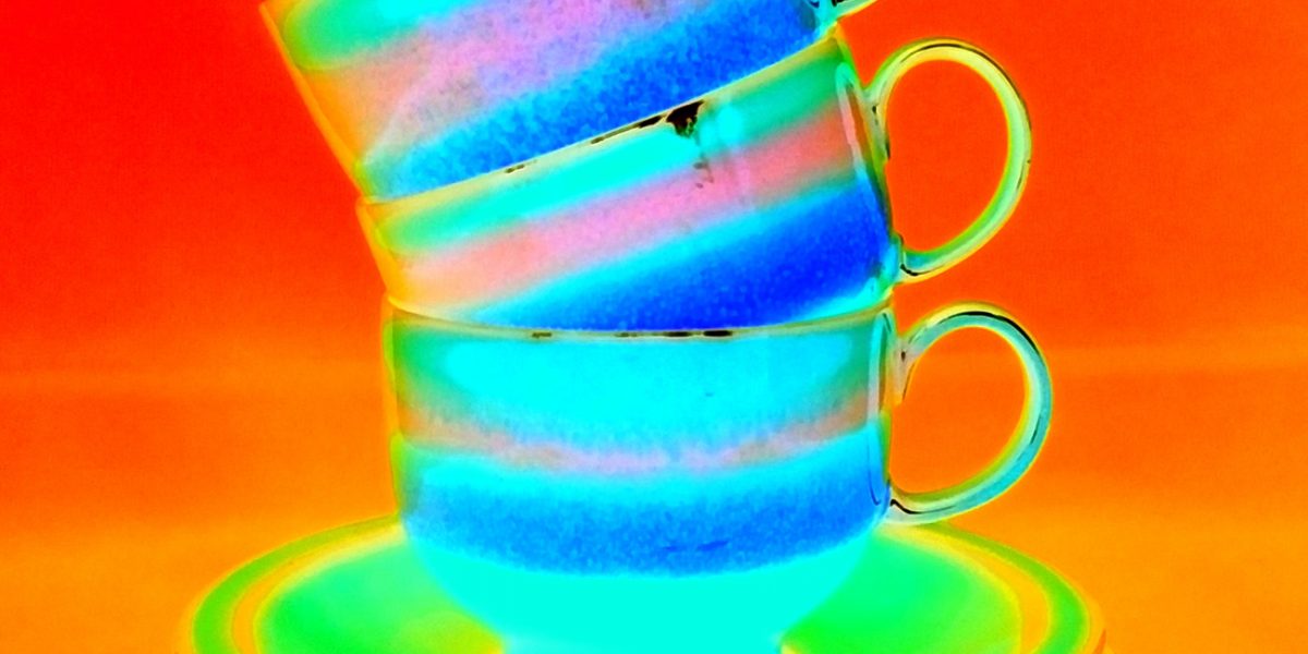 14.01.2020 Manufakturen-Blog-PopArt-Projekt: Tassen, orange - basierend auf einem Foto von einem Dekor der Porzellanmanufaktur Fürstenberg aus den 1970er Jahren. (Foto: Wigmar Bressel)