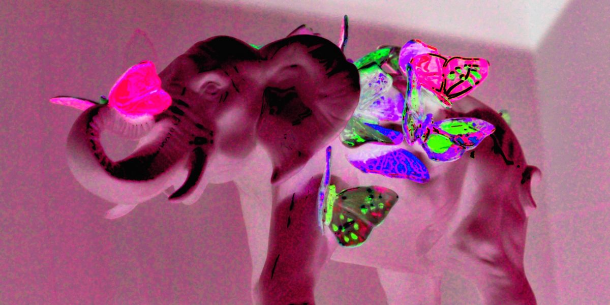 09.09.2019 Manufakturen-Blog-PopArt-Projekt: Pink Elephant - basierend auf einem Foto im Archiv der Porzellanmanufaktur Reichenbach; die Plastik stammt von Maria Volokhova auf der Grundlage eines Modells aus der Gräfenthaler Porzellanmanufakur (Foto: Wigmar Bressel)