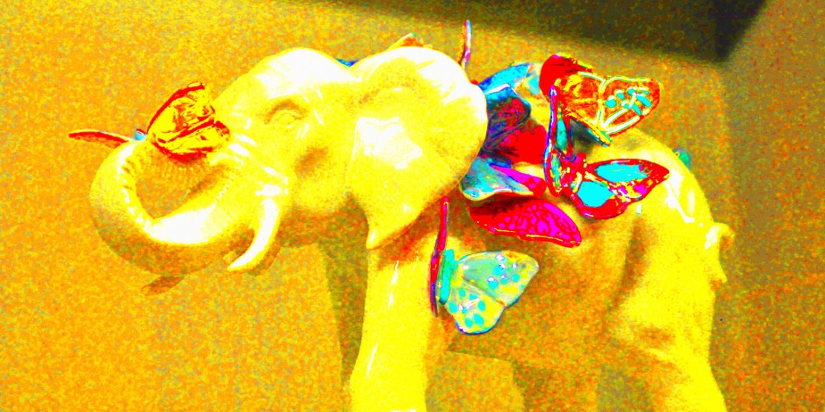 06.03.2023 Manufakturen-Blog-PopArt-Projekt: Golden Elephant - basierend auf einem Foto aus der Porzellanmanufaktur Reichenbach; Design: Maria Volakhova (Foto: Wigmar Bressel)