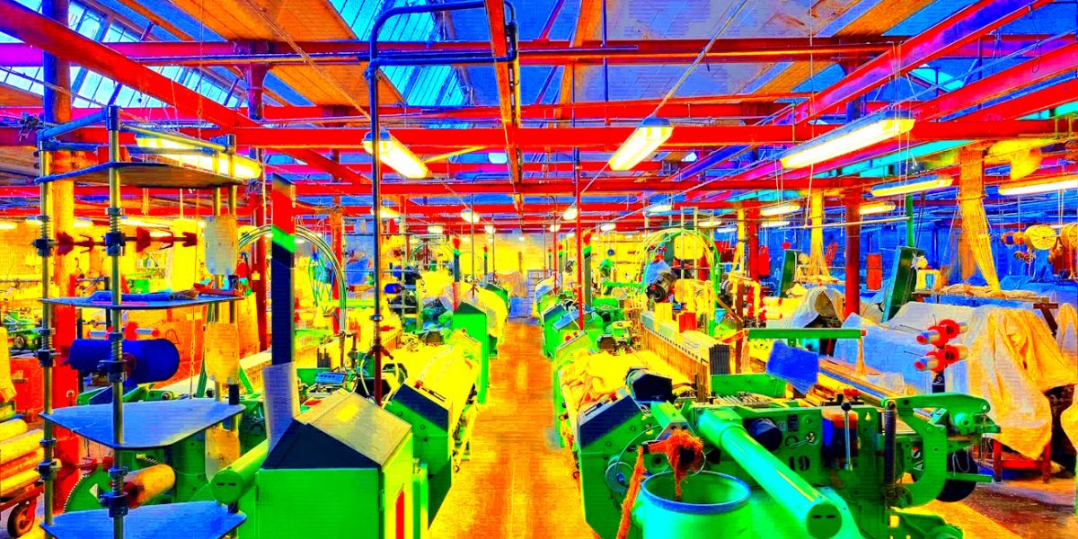 Manufakturen-Blog-PopArt-Projekt: Weberei II, gelb - basierend auf einem Foto im Websaal der Leinenmanufaktur Hoffmann in Neukirch/Lausitz (Foto: Wigmar Bressel)