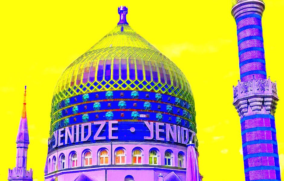 11.07.2023 Manufakturen-Blog-PopArt-Projekt: Sozialraum I, lilagelb - basierend auf einem Foto aus dem Biergarten auf dem Dach der früheren Tabakwarenmanufaktur 'Yenidze' in Dresden als Blick auf deren ehemalige Sozialräume für die Mitarbeiter unter der Kuppel - jetzt ist dort das Yenidze-Theater zuhause. (Foto: Wigmar Bressel)