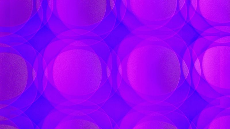 Manufakturen-Blog-PopArt-Projekt: Schalen, violett (Foto: Wigmar Bressel) - basierend auf einem Foto von Porzellanschalen während der Produktion in der Werkstatt der Independent-Keramikerin Claudia Schoemig in der Raumerstraße 35 in Berlin