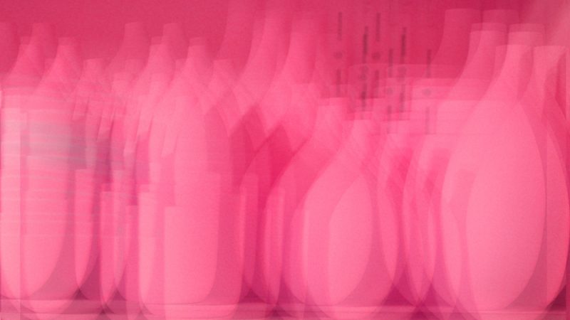 Manufakturen-Blog-PopArt-Projekt: Becher und Vasen II, rosé (Foto: Wigmar Bressel) - basierend auf einem Foto in der Werkstatt der Independent-Keramikerin Claudia Schoemig in der Raumerstraße 35 in Berlin