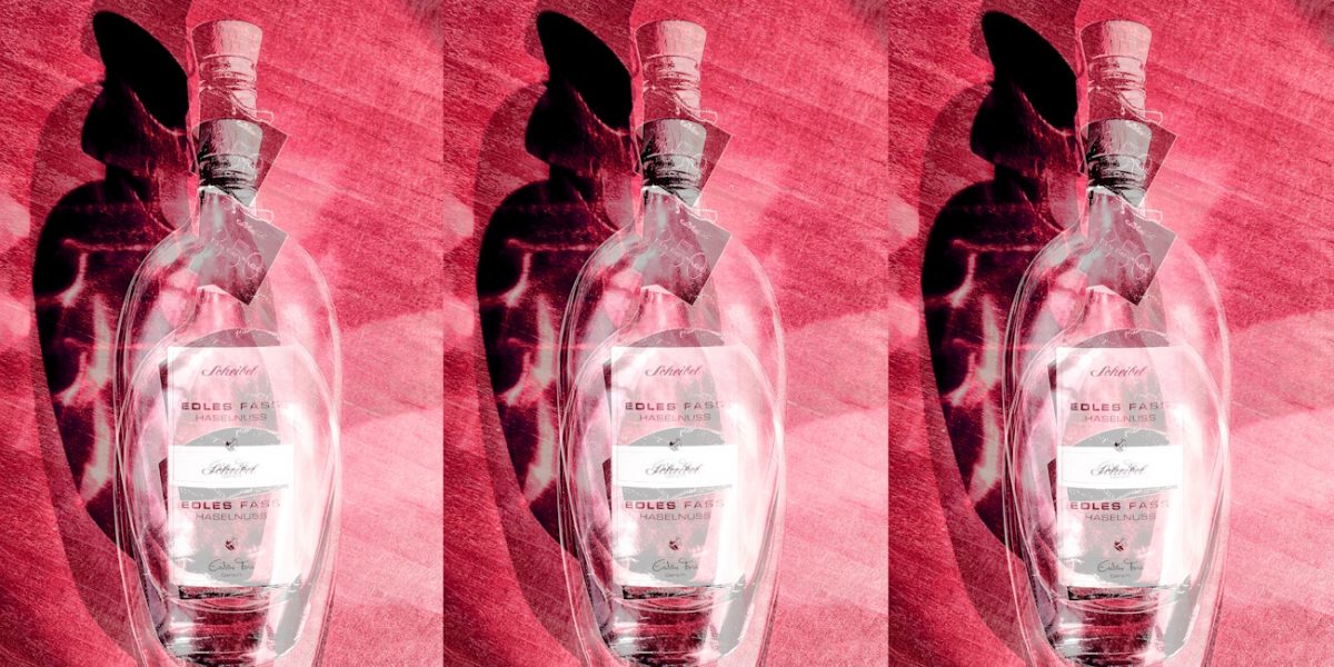 Manufakturen-Blog-PopArt-Projekt: Haselnuss sechsfach, johannisbeerrot (Foto: Wigmar Bressel) Emil Scheibel Schwarzwald-Brennerei Kappelrodeck