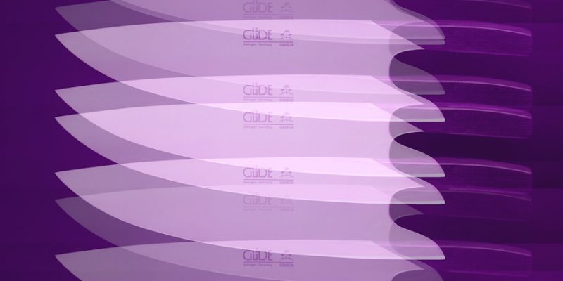 Manufakturen-Blog-PopArt-Projekt: Kochmesser III, purpur (Foto: Wigmar Bressel) - basierend auf einem Foto der Messermanufaktur Güde in Solingen vom Kochmesser 'The Knife'