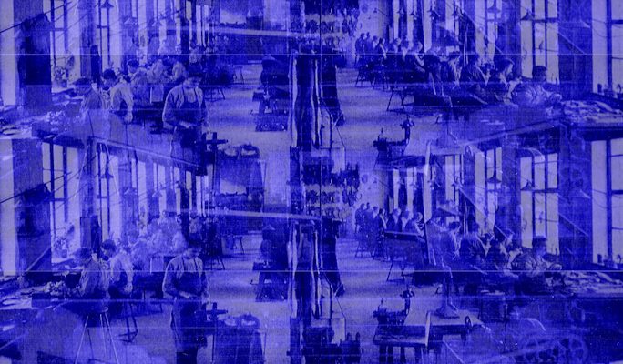 Manufakturen-Blog-PopArt-Projekt: Mitarbeiter III, saphirblau (Foto: Wigmar Bressel) Silberwarenmanufakur Koch & Bergfeld Bremen Kirchweg 200