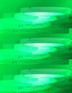 Manufakturen-Blog-PopArt-Projekt: Schale mit Fuß I, weiß / grün (Foto: Wigmar Bressel)