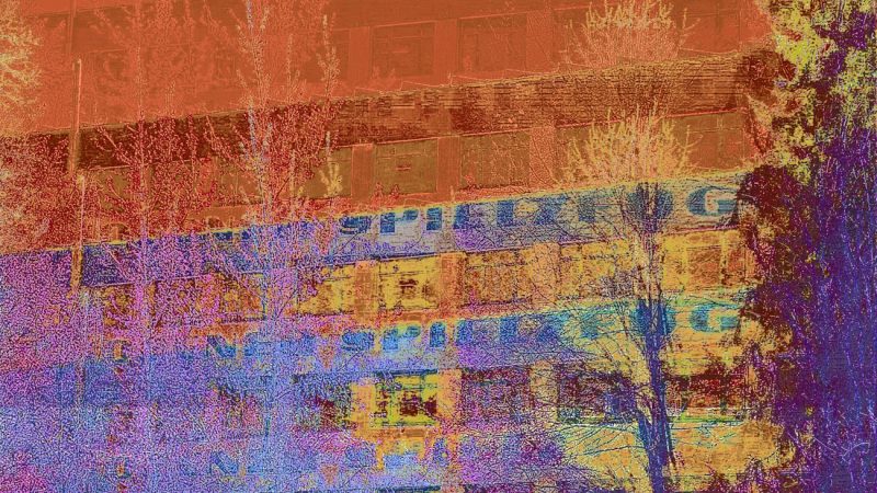 Manufakturen-Blog-PopArt-Projekt: Kösener Spielzeugmanufaktur, orange (Foto: Wigmar Bressel) Altes Werk DDR Bad Kösen