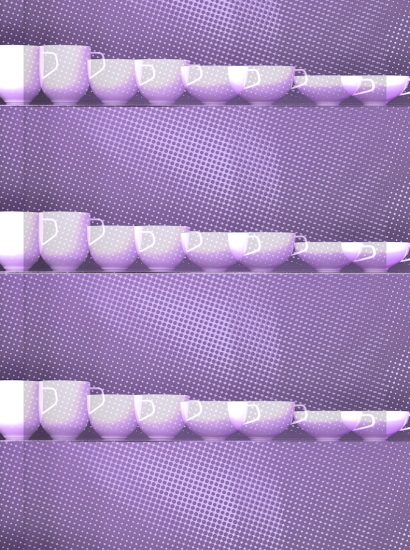 Manufakturen-Blog-PopArt-Projekt: Tassen III, lila (Foto: Wigmar Bressel) - basierend auf einem Foto der Serien 'Fluen' von Alfredo Häberli für die niedersächsische Porzellanmanufakatur Fürstenberg