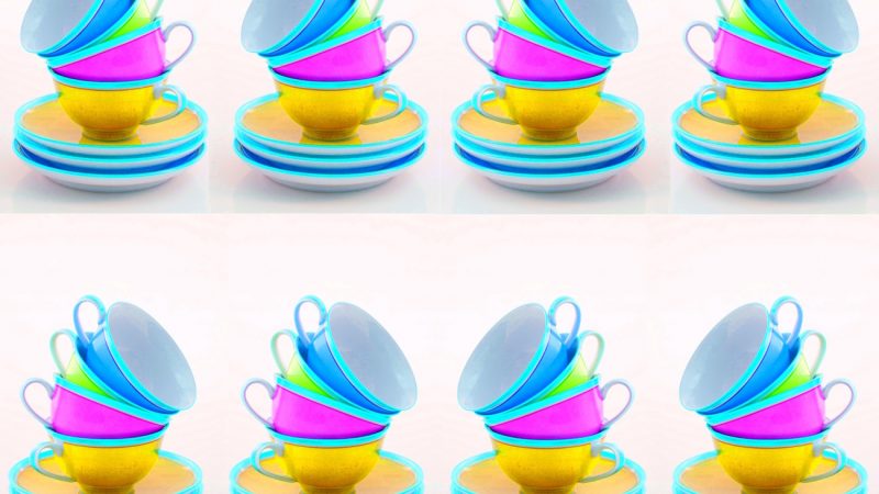 Manufakturen-Blog-PopArt-Projekt: 32 Tassen, türkis / golden (Foto: Wigmar Bressel)