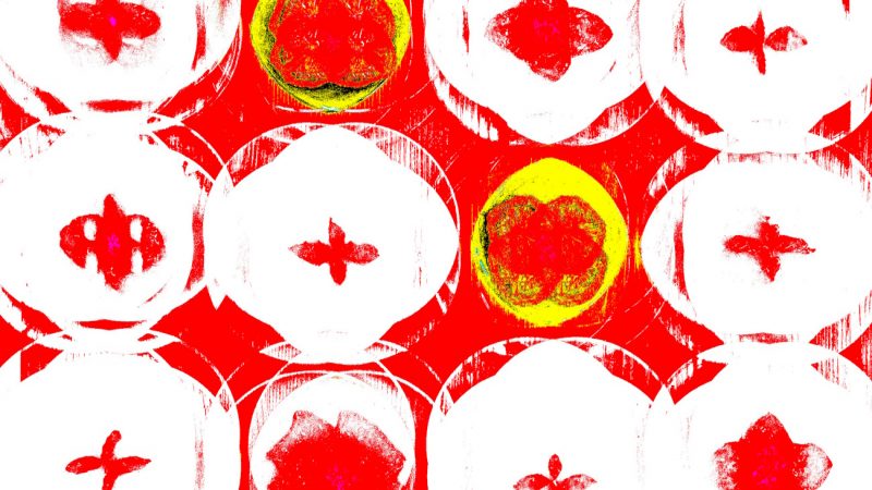 Manufakturen-Blog-PopArt-Projekt: Teller VIII (Fahnen), quer rot (Foto: Wigmar Bressel) - basierend auf einem Foto von Kathrin Ritzi-Schaufelberger von Tellern des eidgenössischen Ritziporzellan aus Kradolf