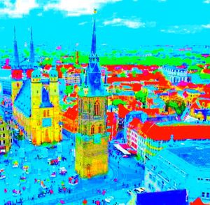 Manufakturen-Blog-PopArt-Projekt: Roter Turm, hellblau (Foto: Wigmar Bressel) - in ihm wurde auf 40 Metern Höhe mit dem Europa-Carillon die zweite Hälfte der Grundlage für das Audio-Logo des Manufakturen-Blogs aufgenommen