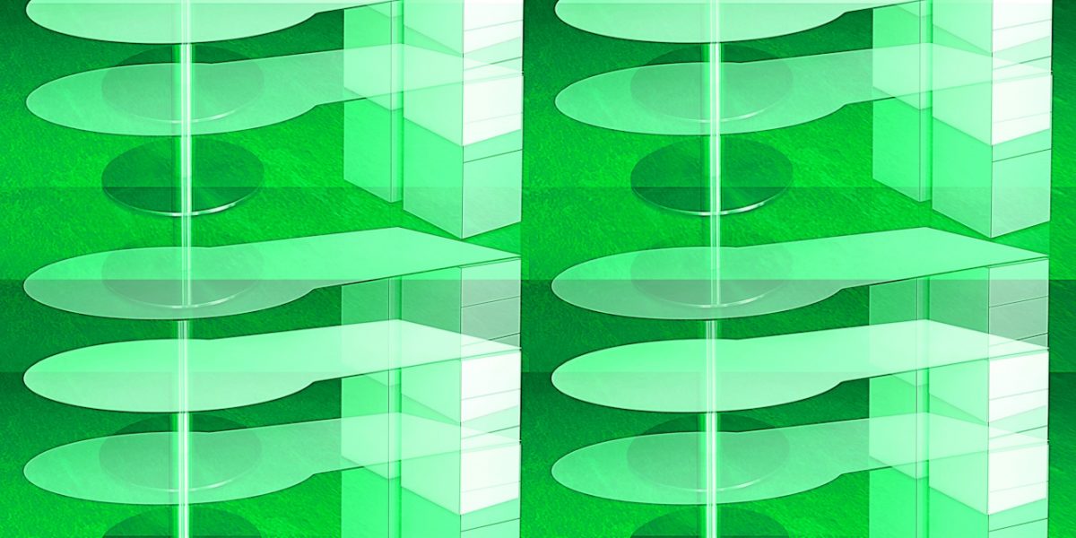 Manufakturen-Blog-PopArt-Projekt: Schreibtisch I, weiß / grün (Foto: Wigmar Bressel) - basierend auf einem Foto des Schreibtisches 'Denkart' aus HPL aus der Möbelmanufaktur Tamesis im sachsen-anhaltinischen Dessau-Roßlau