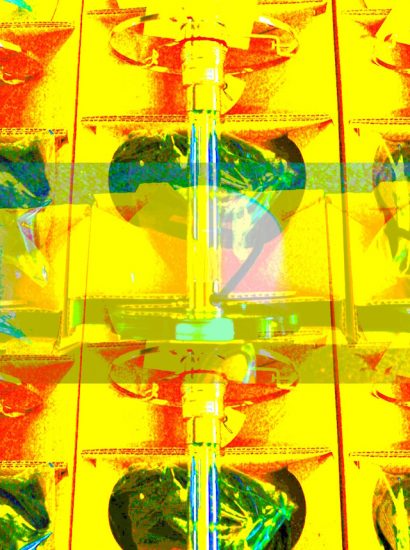 Manufakturen-Blog-PopArt-Projekt: Bauhaus-Lampe I, gelb (Foto: Wigmar Bressel) Tecnolumen Bremen Wilhelm Wagenfeld 1924 W24