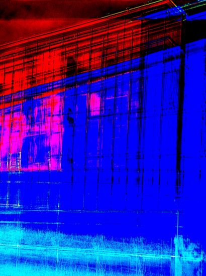 Manufakturen-Blog-PopArt-Projekt: Weimarer Porzellanmanufaktur bei Nacht II (Heizhaus), blau (Foto: Wigmar Bressel) Weimar-Porzellan