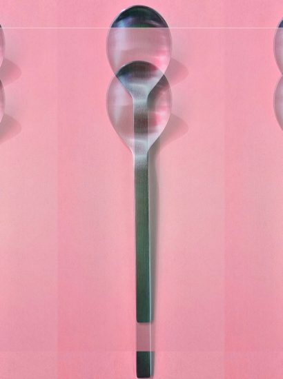 Manufakturen-Blog-PopArt-Projekt: Löffel I, rosa (Foto: Wigmar Bressel) - basierend auf einem Foto von Kaffeelöffeln der Serie 'mono a' von Peter Raacke aus der Stahlwarenmanufaktur Mono in Mettmann