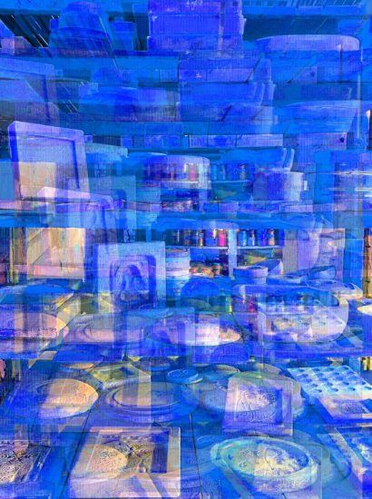 Manufakturen-Blog-PopArt-Projekt: Formenlager IV, blau (Ausschnitt) (Foto: Wigmar Bressel) - basierend auf einem Foto im Marstall der Dornburger Schlösser, dem heutigen Bauhaus-Werkstatt-Museum in Dornburg