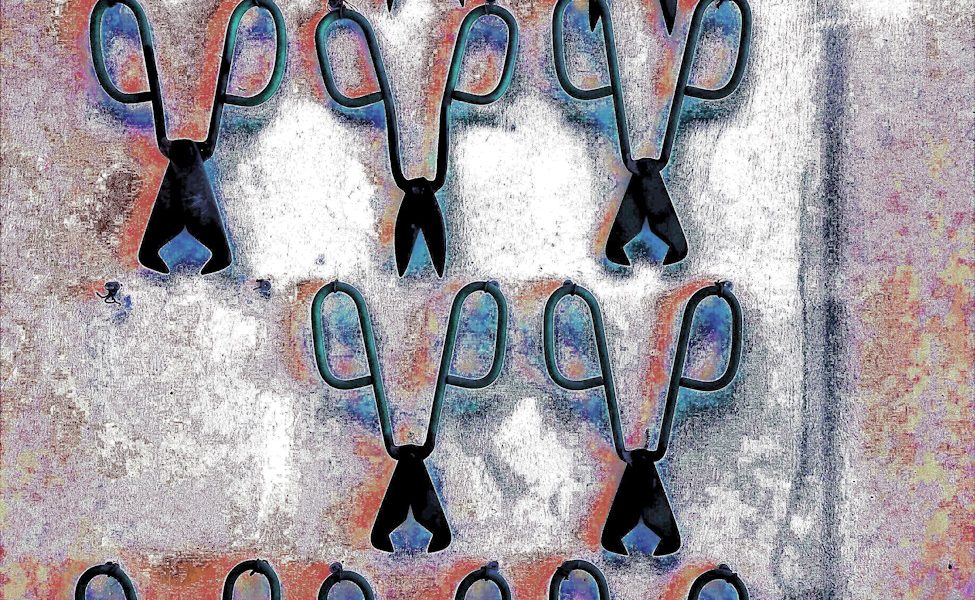 Manufakturen-Blog-PopArt-Projekt: Scheren I, schwarz / grau / rot (Foto: Wigmar Bressel) - basierend auf einem Foto aus der Ofenhalle der Glasmanufaktur Harzkristall in Derenburg am Nordharz-Rand...