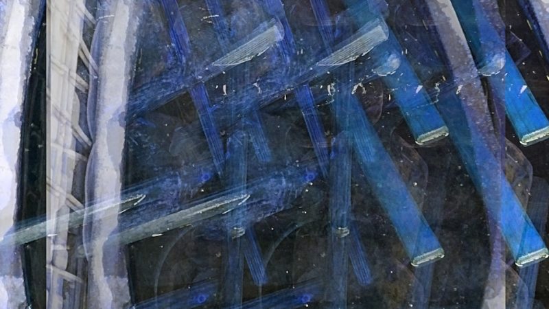 Manufakturen-Blog-PopArt-Projekt: Wässern I, weiß / blau (Foto: Wigmar Bressel) - basierend auf einem Foto von Werkzeugen in der Glasmanufaktur Harzkristall im sachsen-anhaltinischen Derenburg