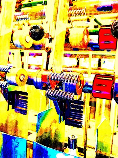 Manufakturen-Blog-PopArt-Projekt: Maschine IX, gelb (Foto: Wigmar Bressel) - basierend auf einem Foto im Maschinensaal der J. F. Effektgarne in Oelsnitz im Vogtland