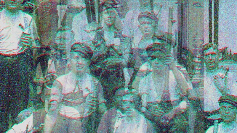 Manufakturen-Blog-PopArt-Projekt: Mitarbeiter I, jade (Foto: Wigmar Bressel) - basierend auf einem historischen Foto aus der Prägerei der Silberwarenmanufaktur Koch & Bergfeld in der Bremer Neustadt aus dem Jahr 1926