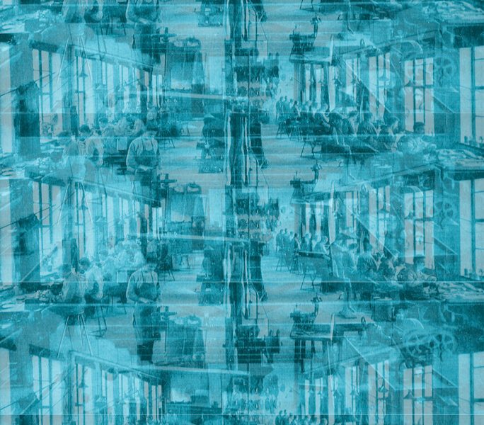 Manufakturen-Blog-PopArt-Projekt: Mitarbeiter III, aquamarin (Foto: Wigmar Bressel) - basierend auf einem historischen Foto aus dem Jahr 1926 in der Silberwarenmanufaktur Koch & Bergfeld in der Bremer Neustadt - sogenannte "Hammerarbeiter"