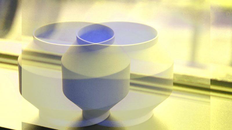 Manufakturen-Blog-PopArt-Projekt: Zwei Windlichter, flieder / gelb (Foto: Wigmar Bressel) - basierend auf einem Foto eines Windlichts von Mark Braun aus der Produktion der Königlichen Porzellanmanufaktur im KPM Hotel & Residences