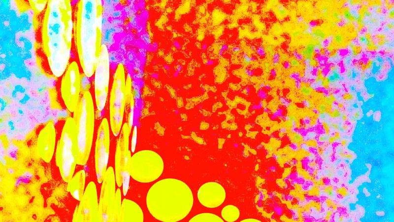 Manufakturen-Blog-PopArt-Projekt: Teller, gelb (Foto: Wigmar Bressel) - basierend auf einem Foto einer Installation aus Tellern aus der Königlichen Porzellanmanufaktur (KPM) an einer Wand im Restaurant 'Dong - A' im KPM Hotel & Residences in der Englischen Straße 6 in Berlin