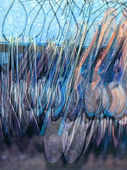 Manufakturen-Blog-PopArt-Projekt: Schablonen, blau (Foto: Wigmar Bressel) - basierend auf einem Foto im Werkzeugbau der Besteckmanufaktur von Koch & Bergfeld in der Bremer Neustadt