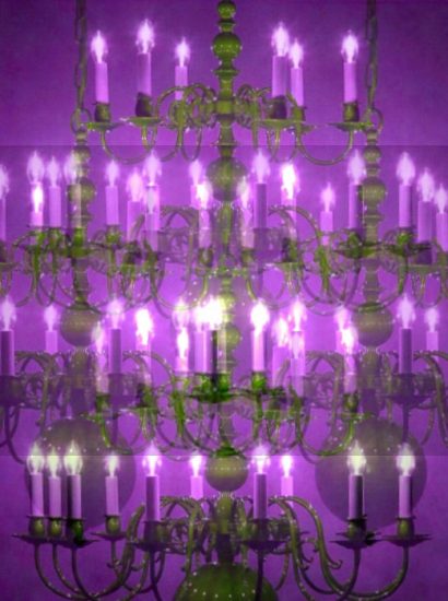 Manufakturen-Blog-PopArt-Projekt: Kronleuchter, lila II (Foto: Wigmar Bressel) - basierend auf einem Foto aus der LMW Leuchten Manufactur Wurzen im sächsischen Wurzen