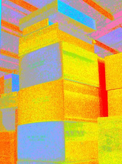 Manufakturen-Blog-PopArt-Projekt: Kuben, taubenblau / gelb (Foto: Wigmar Bressel) - basierend auf einem Foto in der Matratzenmanufaktur Wulff Med Tec im Dithmarschener Fedderingen