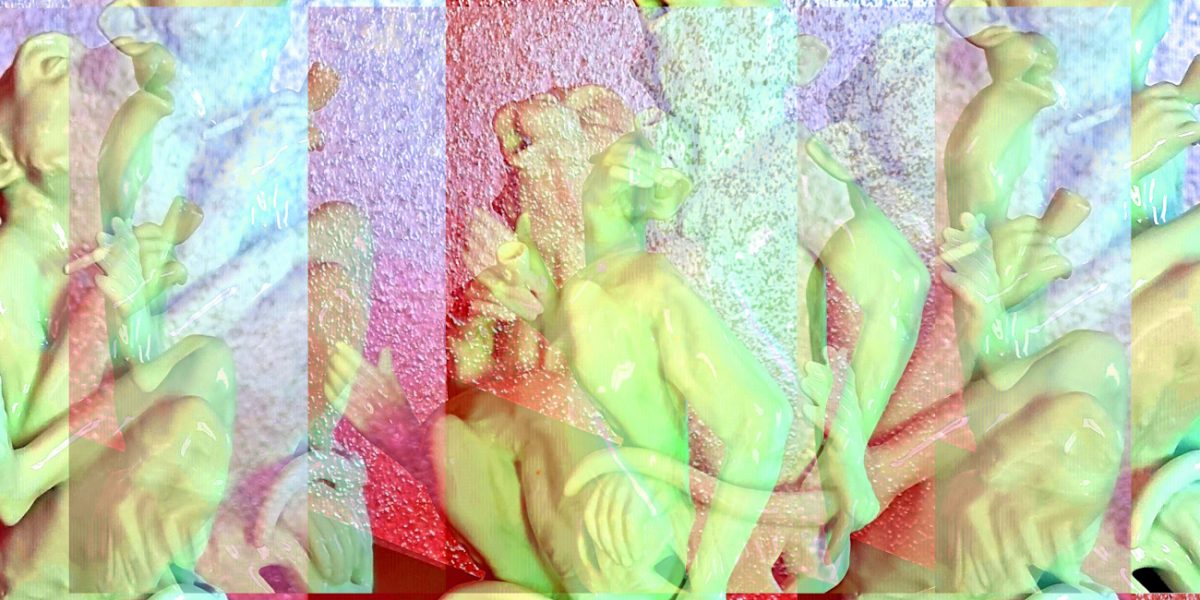 Manufakturen-Blog-PopArt-Projekt: Skulptur VI, lila / johannisbeerrot (Foto: Wigmar Bressel) - basierend auf einem Foto des 'Räucheraffens' der Sächsischen Porzellanmanufaktur Dresden (1872 - 2020) in Freital-Potschappel