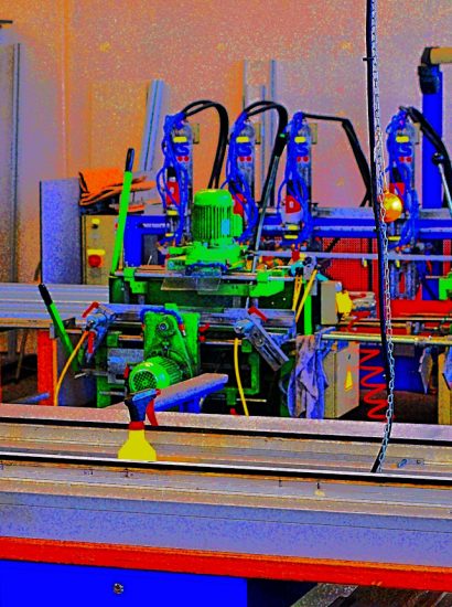 Manufakturen-Blog-PopArt-Projekt: Produktion V, neongrün (Foto: Wigmar Bressel) - basierend auf einem Foto im Zuschnitt in der Produktion der Trennwandbau Dessau im sachsen-anhaltinischen Dessau-Roßlau