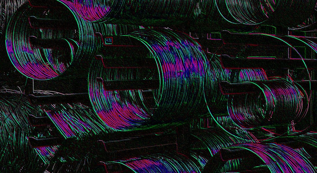 Manufakturen-Blog-PopArt-Projekt: Kupferdraht I, violett (Foto: Wigmar Bressel) - basierend auf einem Foto im Zuschnitt bei Urban Lampenschirme in Arnsberg