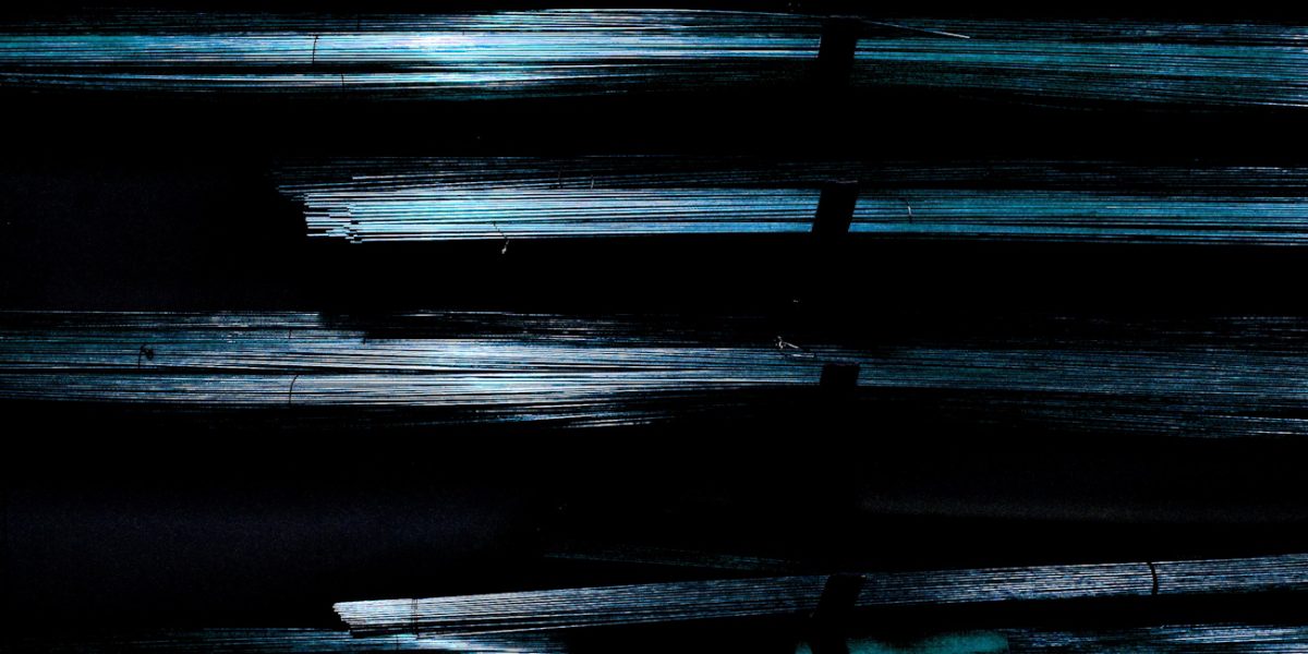 Manufakturen-Blog-PopArt-Projekt: Kupferdraht II, eisblau (Foto: Wigmar Bressel) - basierend auf einem Foto im Zuschnitt bei Urban Lampenschirme in Arnsberg