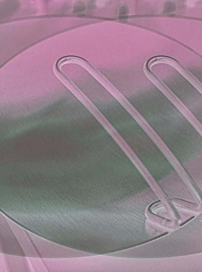 Manufakturen-Blog-PopArt-Projekt: mono multitop, rosa (Foto: Wigmar Bressel) - basierend auf einem Foto von Marcus Meyer vom prämierten Topfdeckel aus der Manufaktur Mono aus Mettmann; der Deckel passt auf die meisten Töpfe verschiedenster Hersteller und bietet verschiedene Einsatzmöglichkeiten.