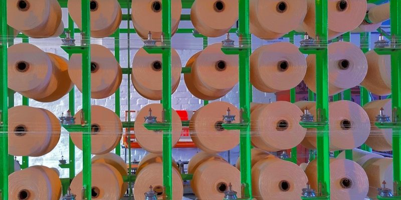 Manufakturen-Blog-PopArt-Projekt: Maschine V, grün (Foto: Wigmar Bressel) - basierend auf einem Foto am Gestell zum Schärstuhl in der Leinenweberei Seegers & Sohn im niedersächsischen Steinhude