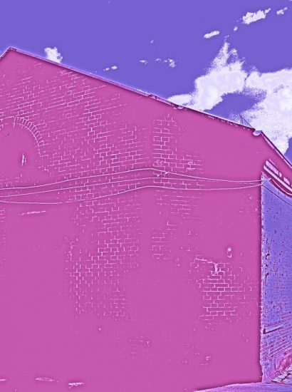 Manufakturen-Blog-PopArt-Projekt: Koch & Bergfeld Silberwarenmanufaktur II, pink (Foto: Wigmar Bressel) - basierend auf einem Foto des Werkskomplexes in der Bremer Neustadt