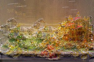 Manufakturen-Blog-PopArt-Projekt: Die königliche Kutsche, golden (Foto: Wigmar Bressel) - basierend auf einem Foto am Messestand der Porzellanmanufaktur Unterweißbach