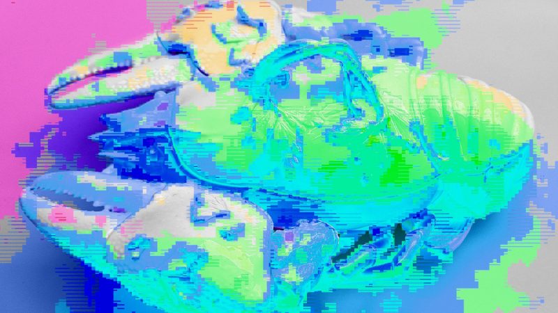 Manufakturen-Blog-PopArt-Projekt: Pink Lobster I (Foto: Wigmar Bressel) - basierend auf einem Foto einer Menage aus der Porzellanmanufaktur Meissen aus dem 18. Jahrhundert im Grassimuseum in Leipzig