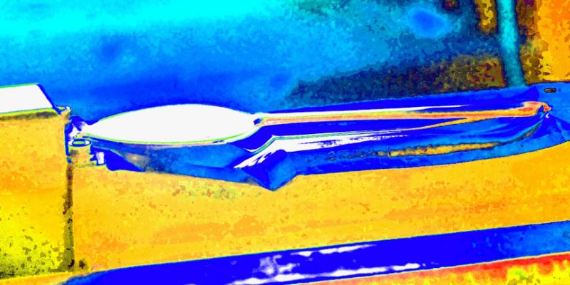 Manufakturen-Blog-PopArt-Projekt: Die Presse, orange (Foto: Wigmar Bressel) - basierend auf einem Foto von Martin Specht beim Prägen in der Silberwarenmanufaktur Wilkens in Bremen-Hemelingen