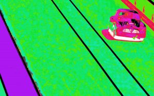 Manufakturen-Blog-PopArt-Projekt: Nachtrennen, lila (Foto: Wigmar Bressel) - basierend auf einem Foto von Jürgen Betz während des Autorennens 'Le Mans Classic 2018' vom Borgward Hansa Renncoupé 1500, das von der Borgward Zeitmanufaktur, der Uhrenmanuaktur aus Efringen-Kirchen, gesponsert wurde