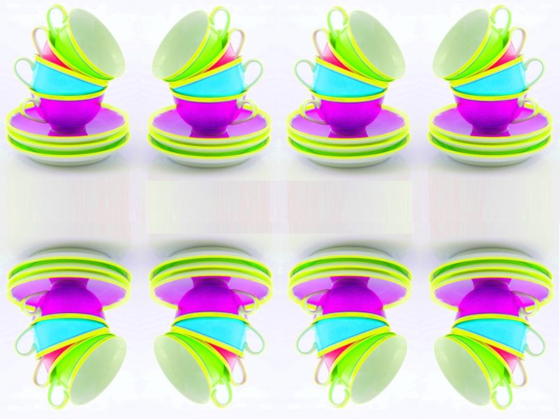 Manufakturen-Blog-PopArt-Projekt: 64 Tassen II, zitronengelb / purpur (Foto: Wigmar Bressel) - basierend auf einem Foto von gestapelten Teetassen der Serie 'Colourmix' aus der Porzellanmanufaktur Reichenbach in Thüringen