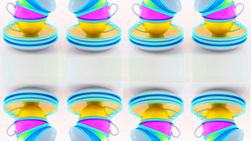 Manufakturen-Blog-PopArt-Projekt: 64 Tassen III, türkis / golden (Foto: Wigmar Bressel) - basierend auf einem Foto von gestapelten Teetassen der Serie 'Colourmix' aus der Porzellanmanufaktur Reichenbach in Thüringen