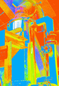 Manufakturen-Blog-PopArt-Projekt: Formen Strukturen, bunt (Foto: Wigmar Bressel) - basierend auf einem Foto der Abluftreinigungsanlage der Glasmanufaktur Dorotheenhütte in Wolfach im Schwarzwald