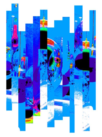 Manufakturen-Blog-PopArt-Projekt: Planeten III (fragmentiert), mittelblau (Foto: Wigmar Bressel) - basierend auf einem Foto im Showroom der Glasmanufaktur Harzkristall im sachsen-anhaltischen Derenburg bei Wernigerode
