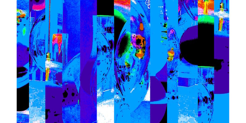 Manufakturen-Blog-PopArt-Projekt: Planeten III (fragmentiert), mittelblau (Foto: Wigmar Bressel) - basierend auf einem Foto im Showroom der Glasmanufaktur Harzkristall im sachsen-anhaltischen Derenburg bei Wernigerode