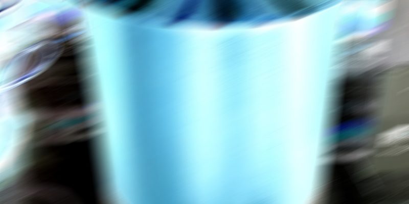 Manufakturen-Blog-PopArt-Projekt: Der blaue Kupfertopf (Foto: Wigmar Bressel) - basierend auf einem Foto am Messestand der Kupfermanufaktur Weyersberg